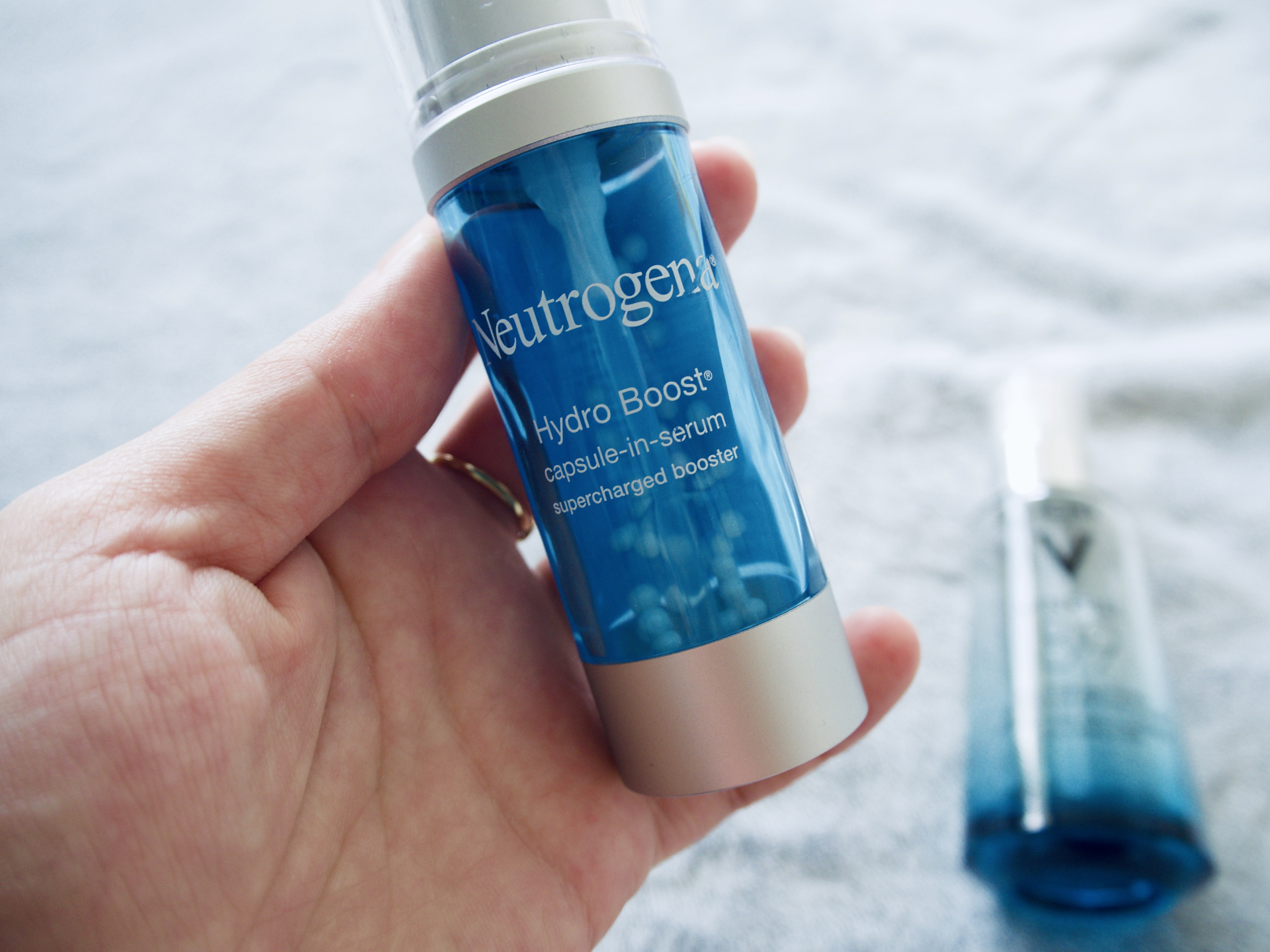 NEUTROGENA HYDRO BOOST 30 ML